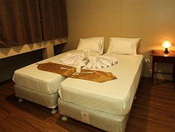 Oyo 878 Dg Budget Naia Hotel 2*
